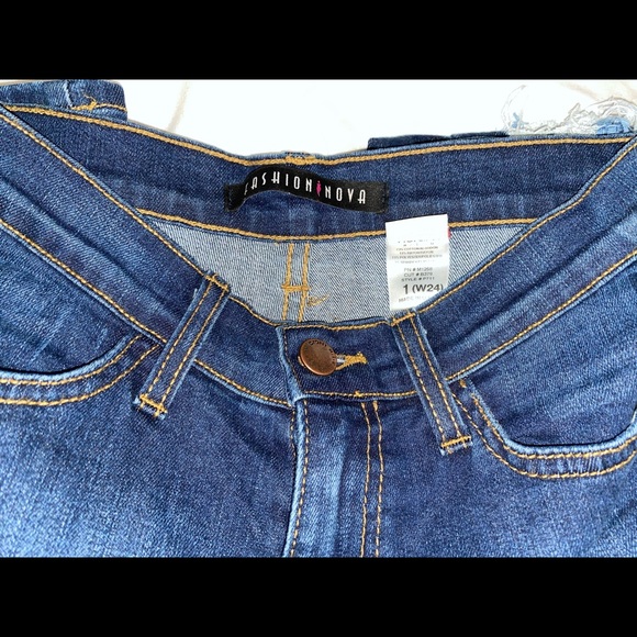 High Waisted Fashion Nova Jeans - Picture 2 of 2